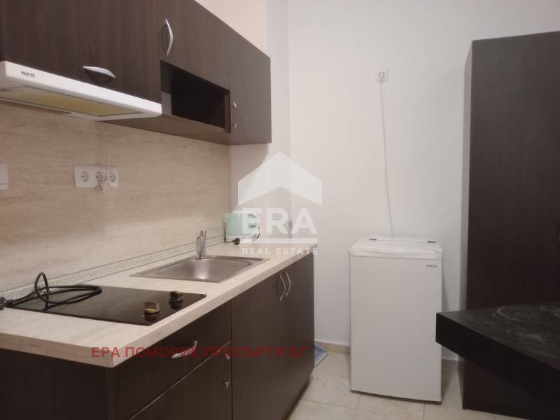 Продава МНОГОСТАЕН, гр. Поморие, област Бургас, снимка 2 - Апартаменти - 55464473
