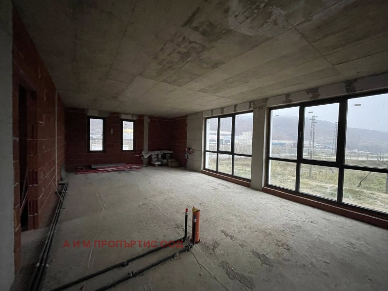 Продава КЪЩА, с. Изгрев, област Благоевград, снимка 3 - Къщи - 52652726