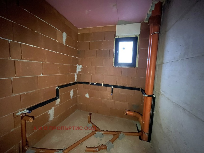 Продава КЪЩА, с. Изгрев, област Благоевград, снимка 16 - Къщи - 52652726