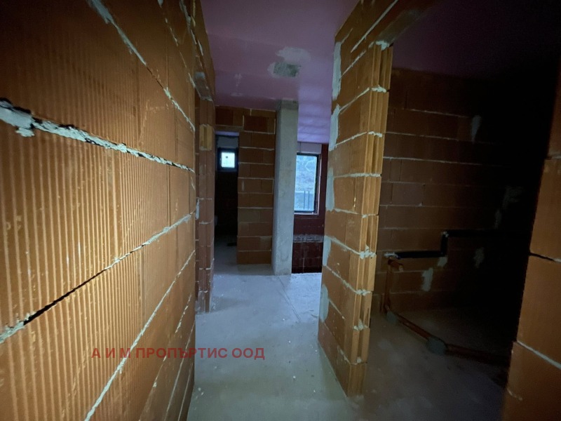 Продава КЪЩА, с. Изгрев, област Благоевград, снимка 15 - Къщи - 52652726