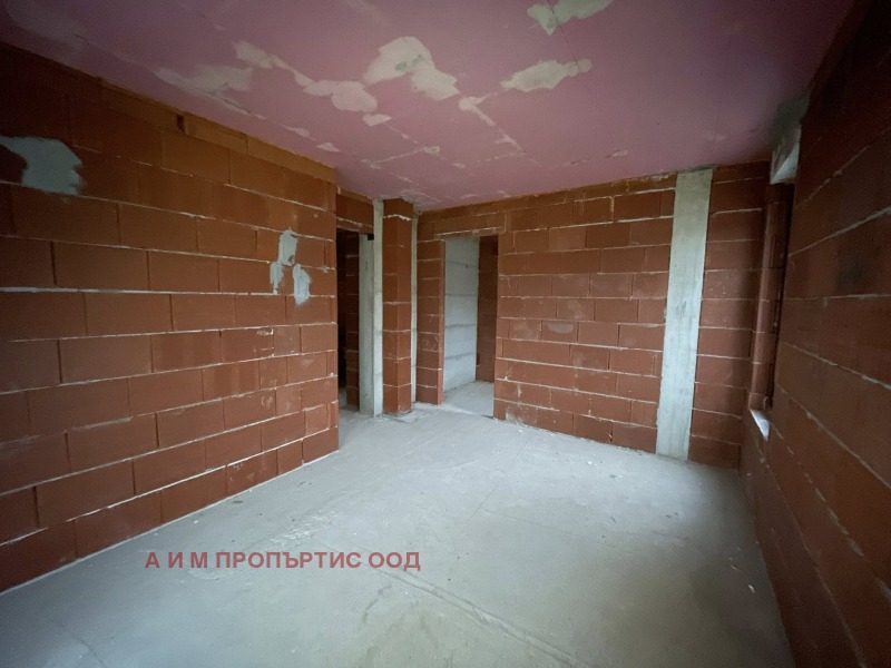 Продава КЪЩА, с. Изгрев, област Благоевград, снимка 12 - Къщи - 52652726