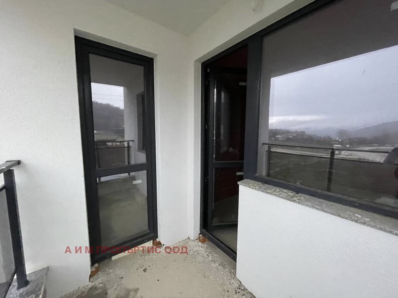 Продава КЪЩА, с. Изгрев, област Благоевград, снимка 14 - Къщи - 52652726