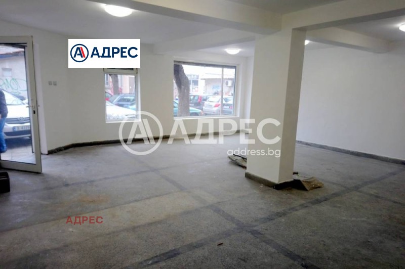 Продава  Магазин, град Варна, ЖП Гара •  155 000 EUR • ID 23548210 — holmes.bg - [1] 