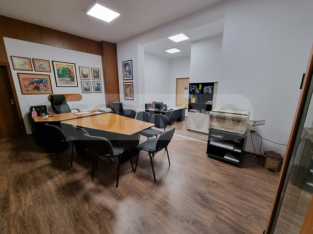 Продава ОФИС, гр. Варна, Център, снимка 2 - Офиси - 48879081
