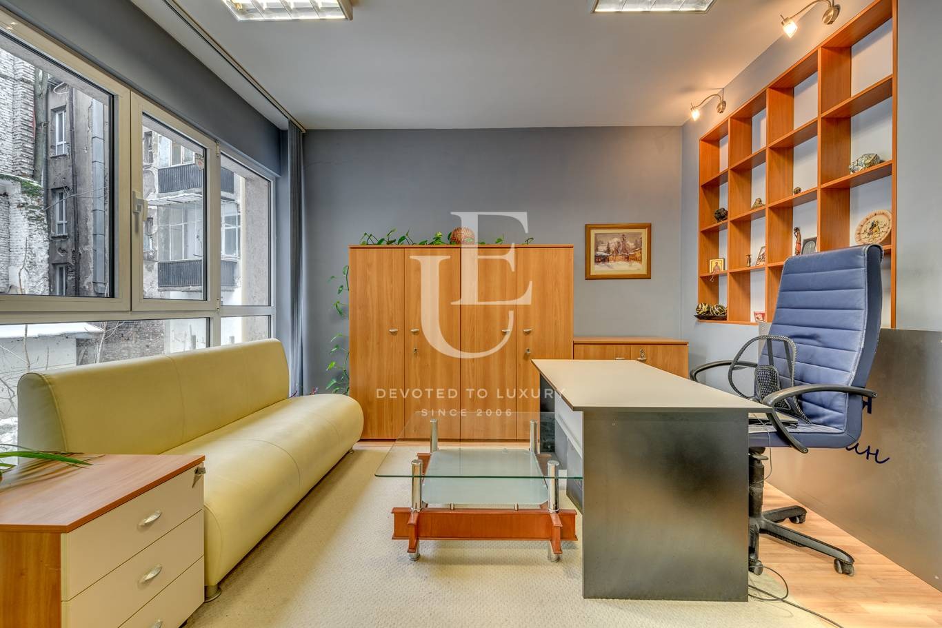 Продава ОФИС, гр. София, Център, снимка 2 - Офиси - 50160535