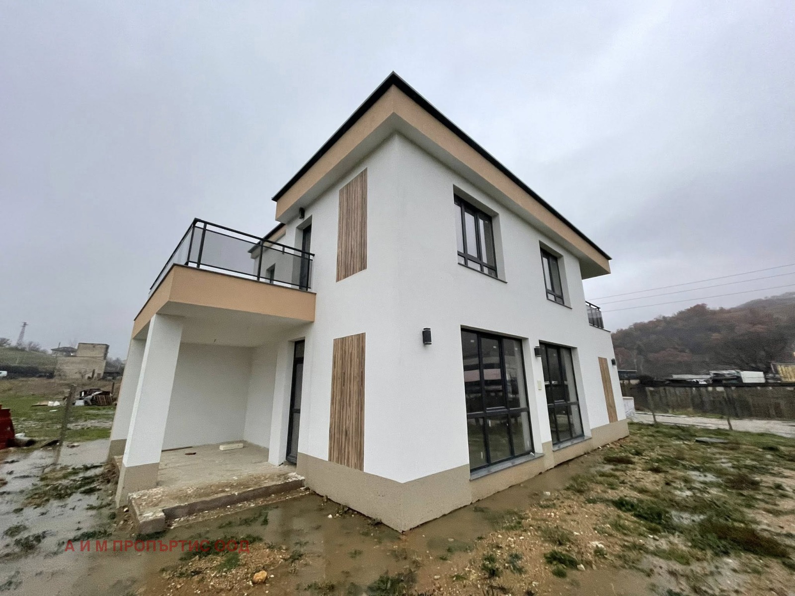 Продава КЪЩА, с. Изгрев, област Благоевград, снимка 2 - Къщи - 53724568