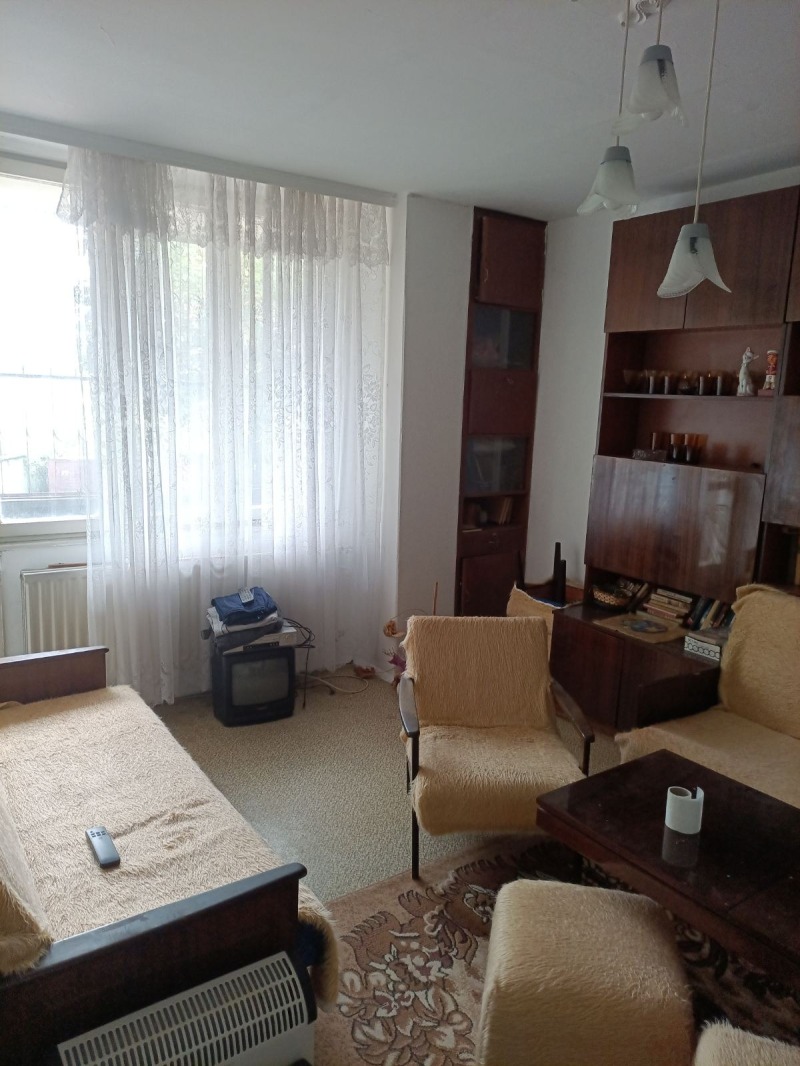 De vânzare  2 dormitoare Stara Zagora , Tri ciuciura - iug , 60 mp | 16179557
