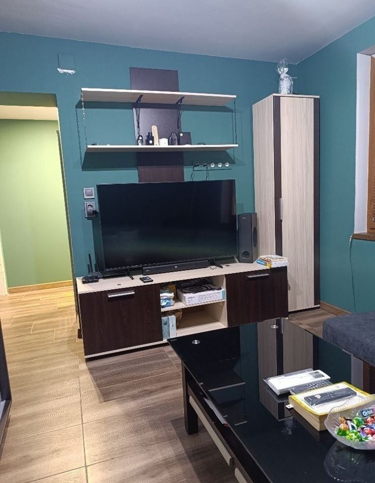 Продава КЪЩА, гр. Пловдив, Карловско шосе, снимка 2 - Къщи - 55648086