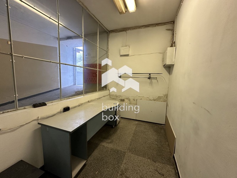 Продава СКЛАД, гр. Пловдив, Гагарин, снимка 6 - Складове - 53410092