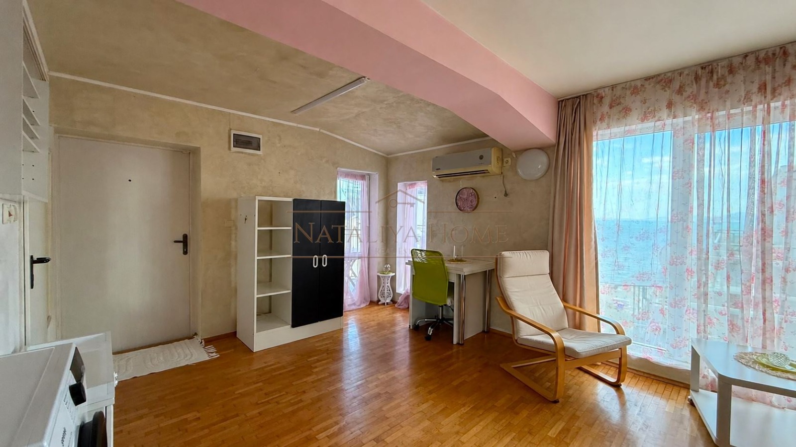 Продава 2-СТАЕН, гр. Бургас, Сарафово, снимка 2 - Апартаменти - 55200636