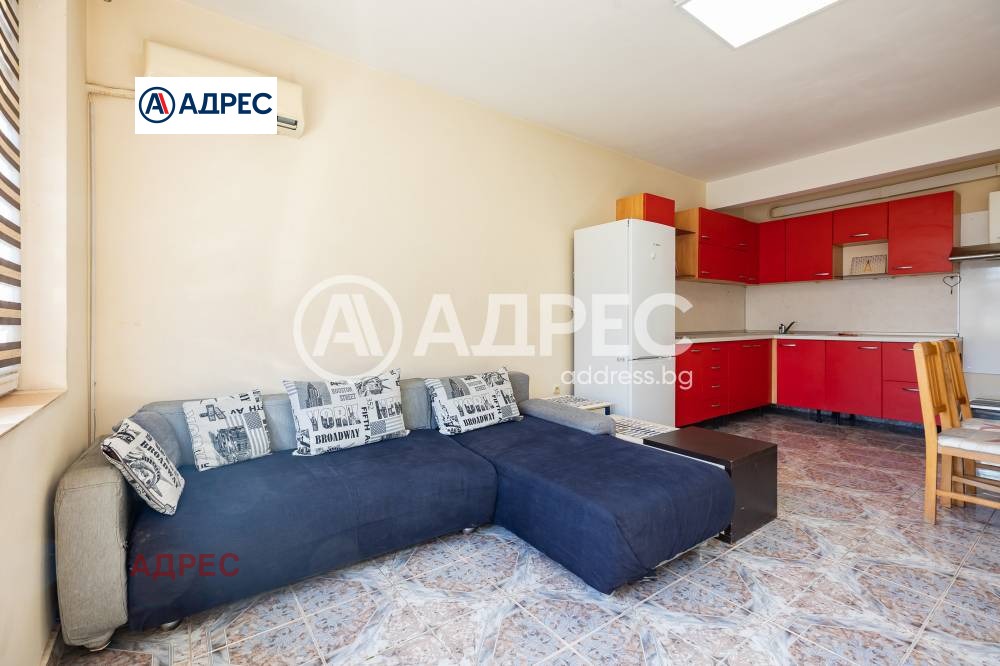 Продава 3-СТАЕН, гр. Варна, Лятно кино Тракия