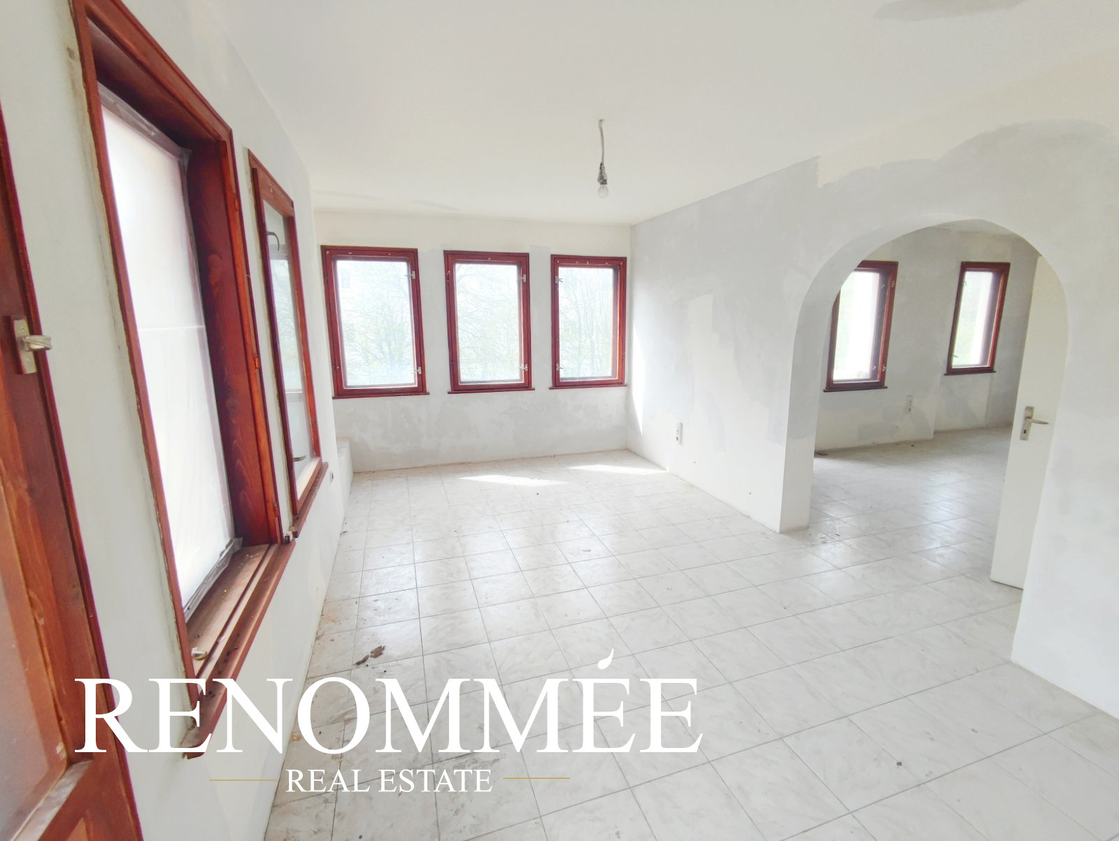 Продава 4-СТАЕН, гр. Кърджали, Център