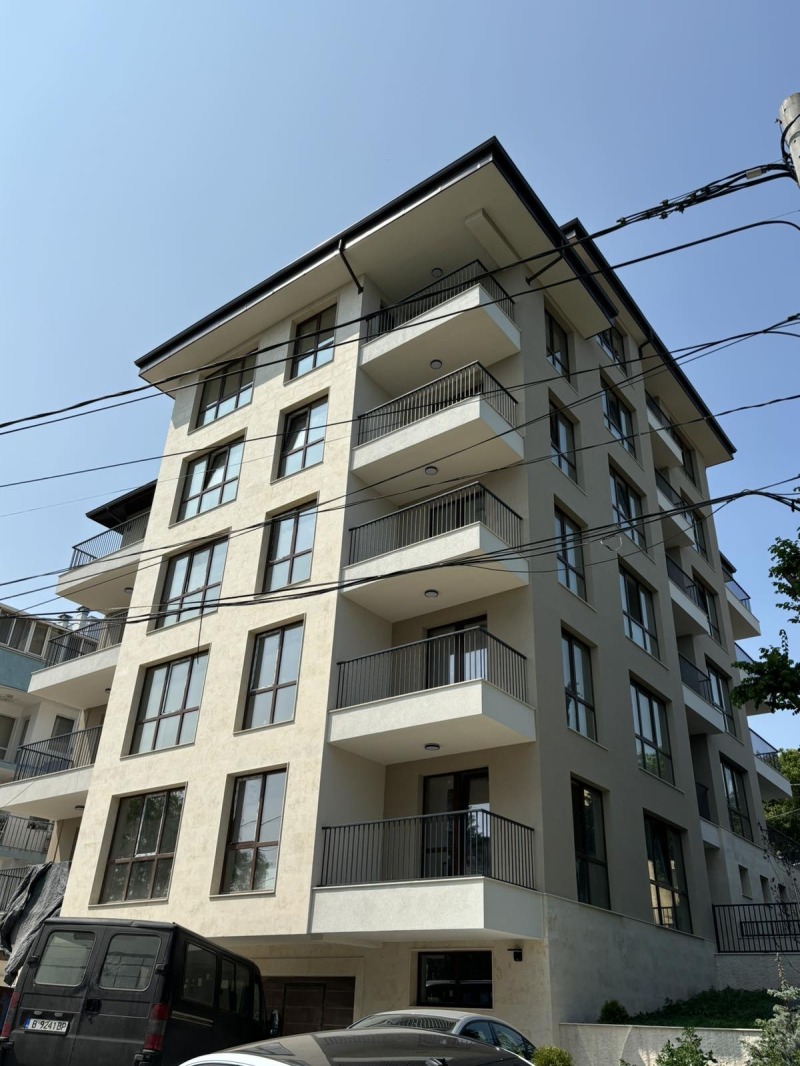 Продава 3-СТАЕН в град Варна, Бриз - 83 кв.м / 215 000 € » 420 503.45 лв., СТИНЕКС ИНВЕСТ ЕООД