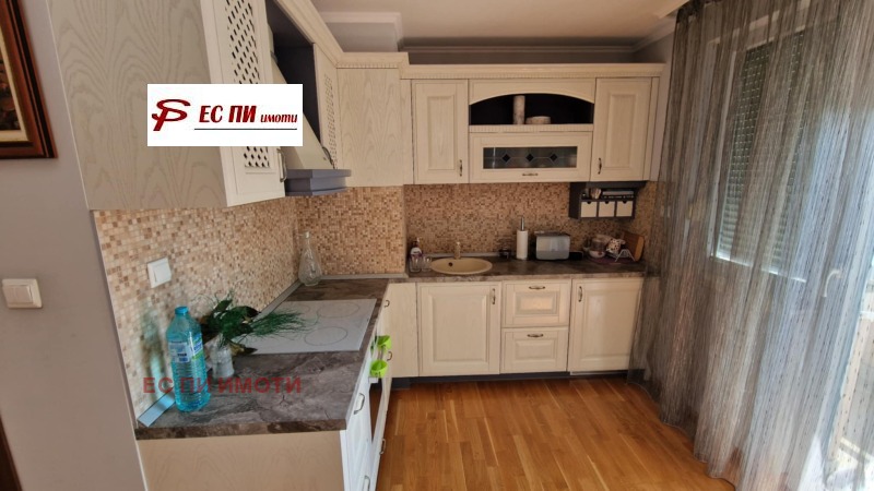 Продава  Многостаен град Русе , Център , 154 кв.м | 29783133 - изображение [4]