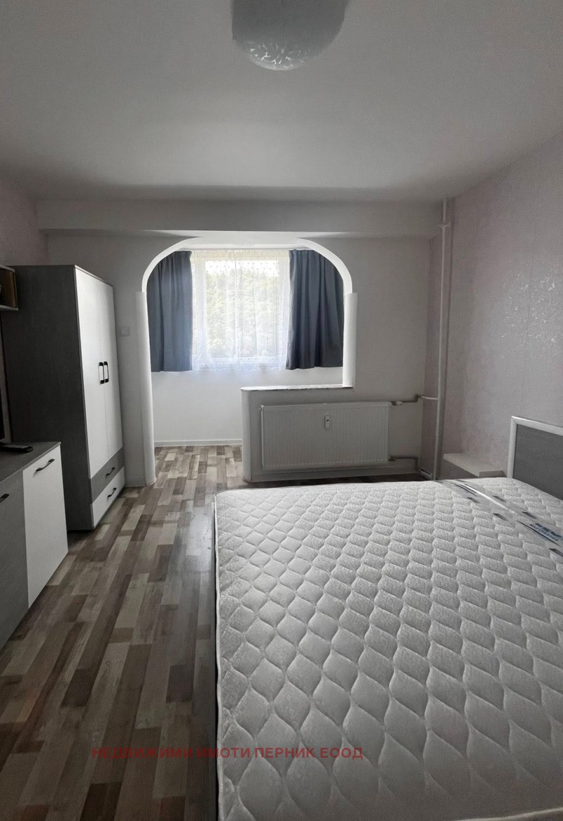 Продава  3-стаен град Перник , Център , 66 кв.м | 30755557 - изображение [10]