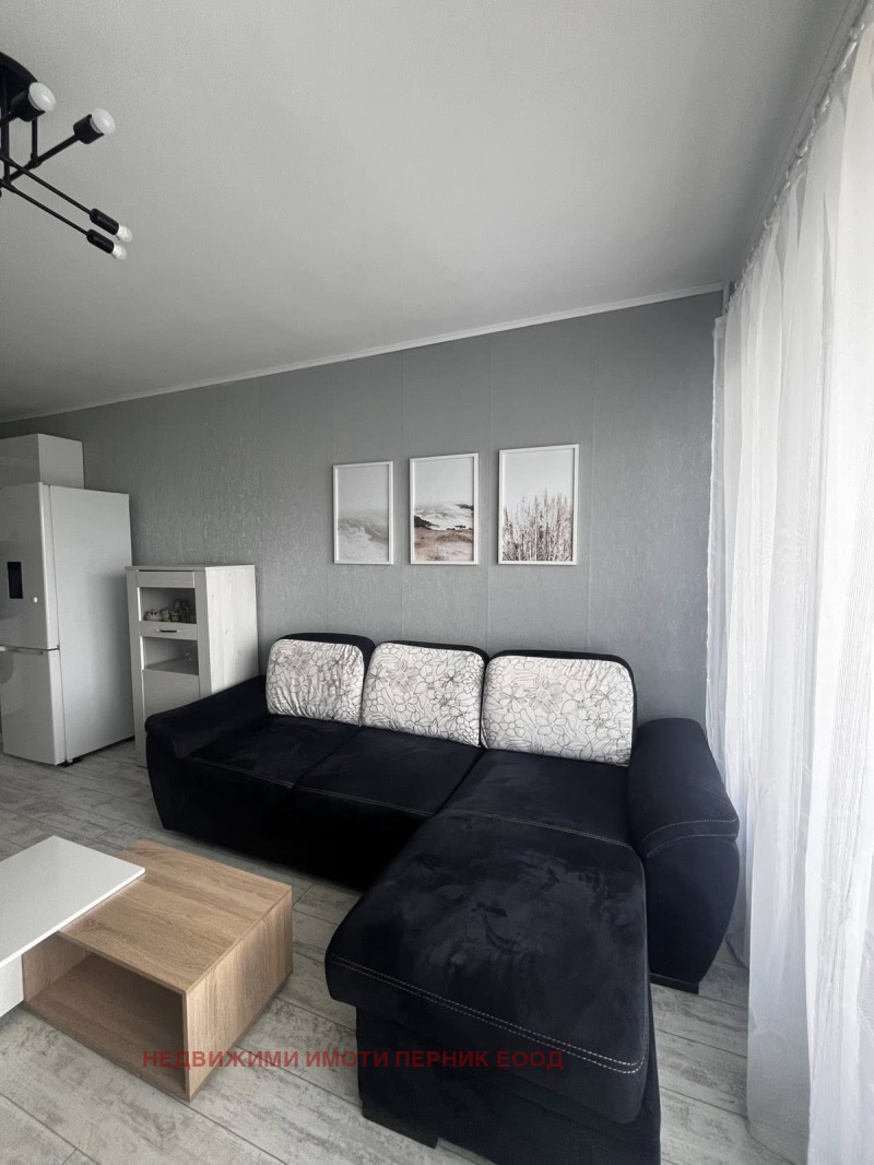 Продава  3-стаен град Перник , Център , 66 кв.м | 30755557 - изображение [3]