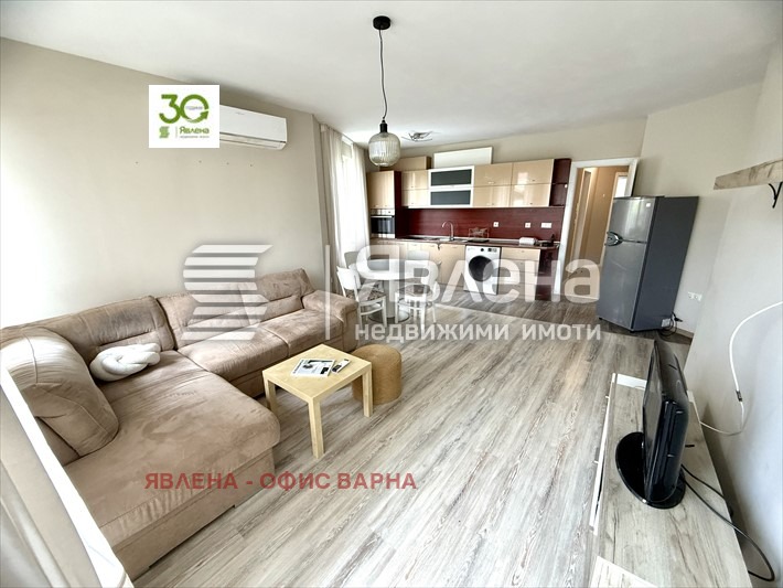 Продава 3-СТАЕН, гр. Варна, к.к. Св.Св. Константин и Елена, снимка 3 - Апартаменти - 54557148
