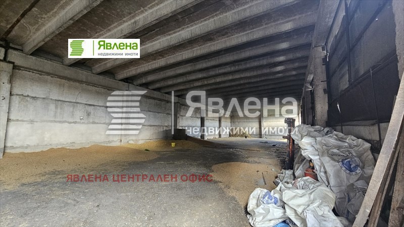 Продава СКЛАД, с. Алдомировци, област София област, снимка 3 - Складове - 47984812