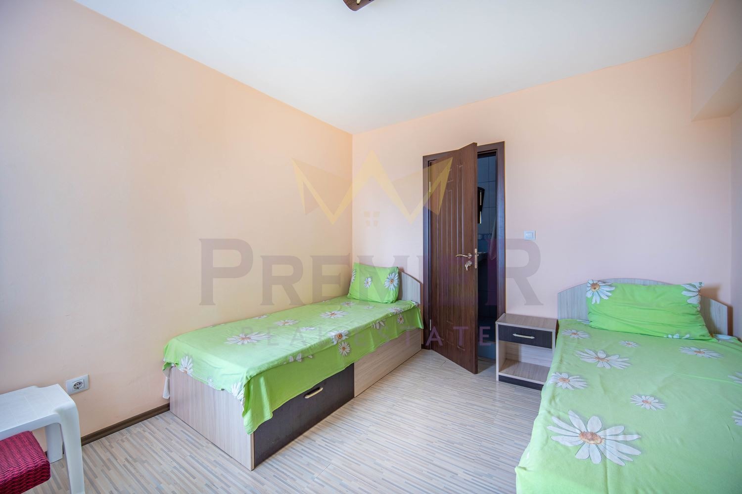 Продава КЪЩА, с. Топола, област Добрич, снимка 12 - Къщи - 56578650