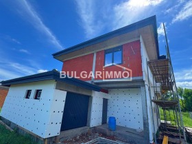 Casa Gurmazovo, região Sófia 3