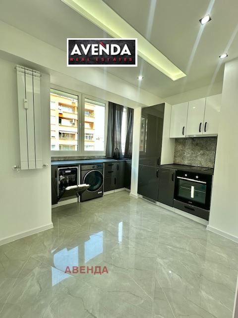 Продава  2-стаен град София , Свобода , 60 кв.м | 95792752