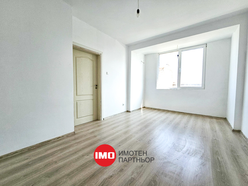Продаја  2 спаваће собе Бургас , Вазраждане , 67 м2 | 83279292
