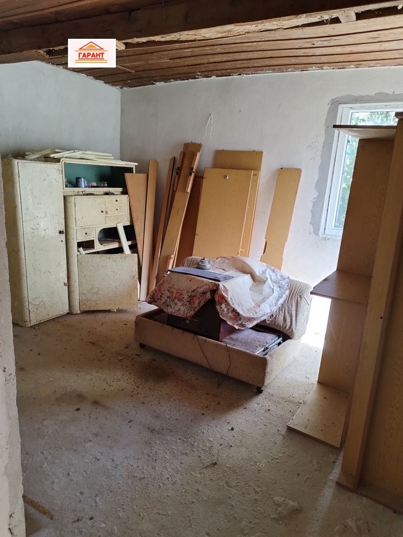 Te koop  Huis regio Pleven , Kasjin , 225 m² | 36829500 - afbeelding [13]