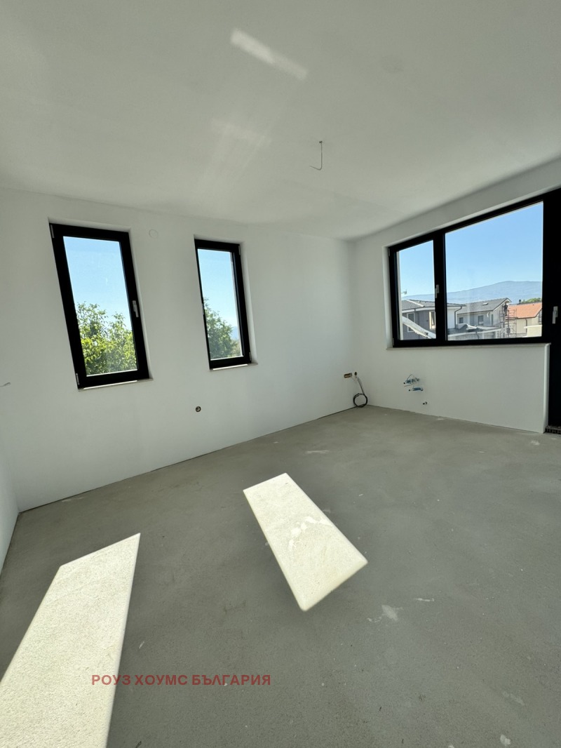 Продава  Къща град Пловдив , Остромила , 300 кв.м | 56264029 - изображение [11]