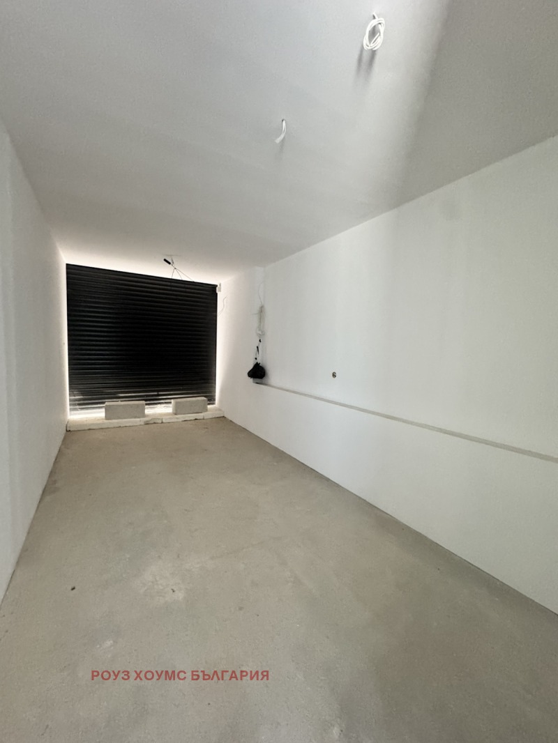 Продава  Къща град Пловдив , Остромила , 300 кв.м | 56264029 - изображение [8]