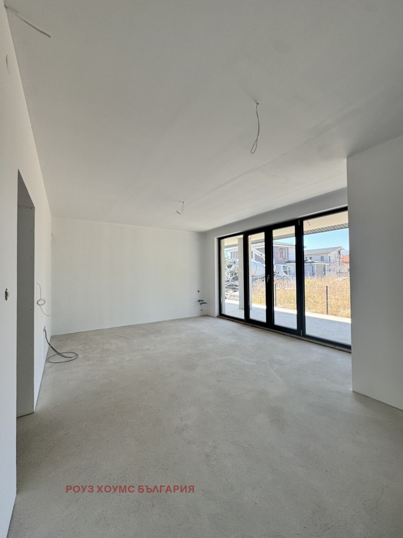 Продава  Къща град Пловдив , Остромила , 300 кв.м | 56264029 - изображение [7]