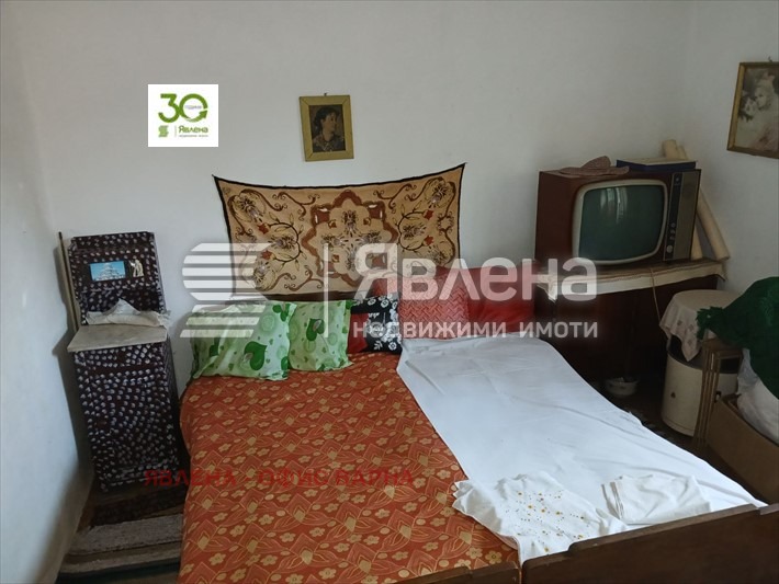 Продава КЪЩА, с. Искър, област Варна, снимка 5 - Къщи - 55505313