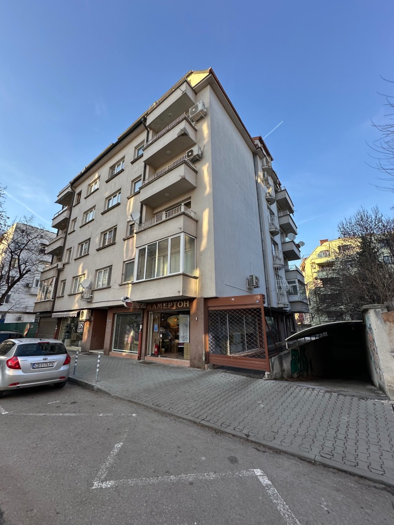 Myytävänä  Autotalli Sofia , Doktorski pametnik , 17 neliömetriä | 57629971 - kuva [3]