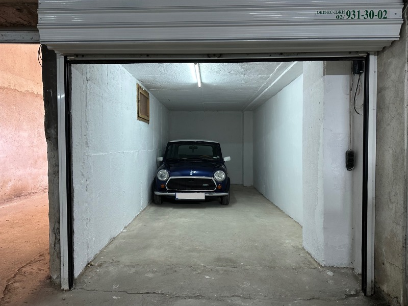 Myytävänä  Autotalli Sofia , Doktorski pametnik , 17 neliömetriä | 57629971 - kuva [10]