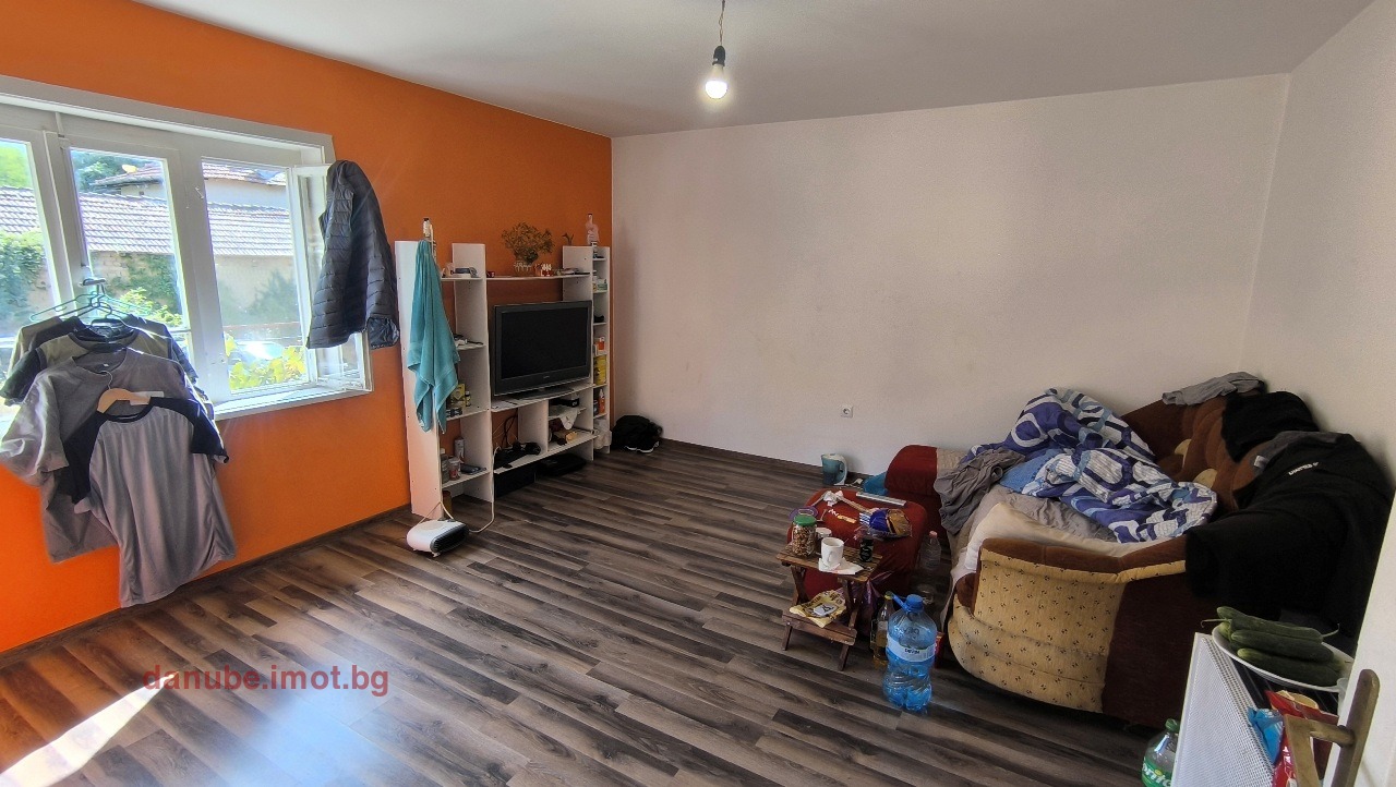 Продава КЪЩА, с. Костанденец, област Разград, снимка 6 - Къщи - 55741146