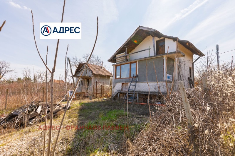Продава КЪЩА в град Плевен, м-т Плочата - 52 кв.м / 60 000 € » 117 349.80 лв., АДРЕС - ФРАНЧАЙЗ ПЛЕВЕН