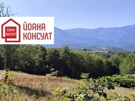 Komplo Aprilci, bölge Lofça