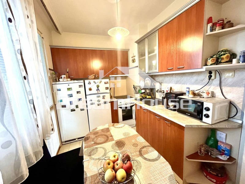 Te koop  2 slaapkamers Plovdiv , Kjutsjuk Parizj , 86 m² | 64937847 - afbeelding [3]