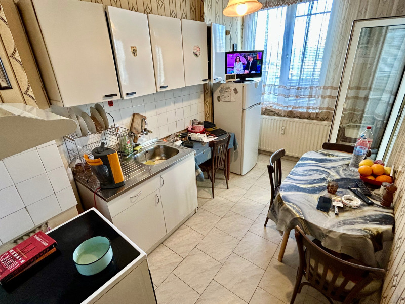 Продава 3-СТАЕН, гр. София, Красна поляна 2, снимка 9 - Апартаменти - 52736466