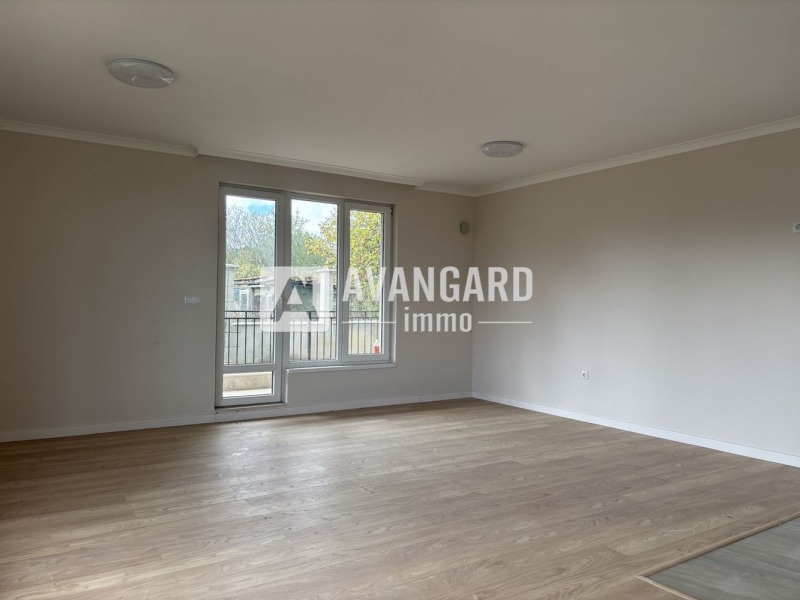 Продава КЪЩА, гр. Варна, м-т Горна Трака, снимка 3 - Къщи - 52630009