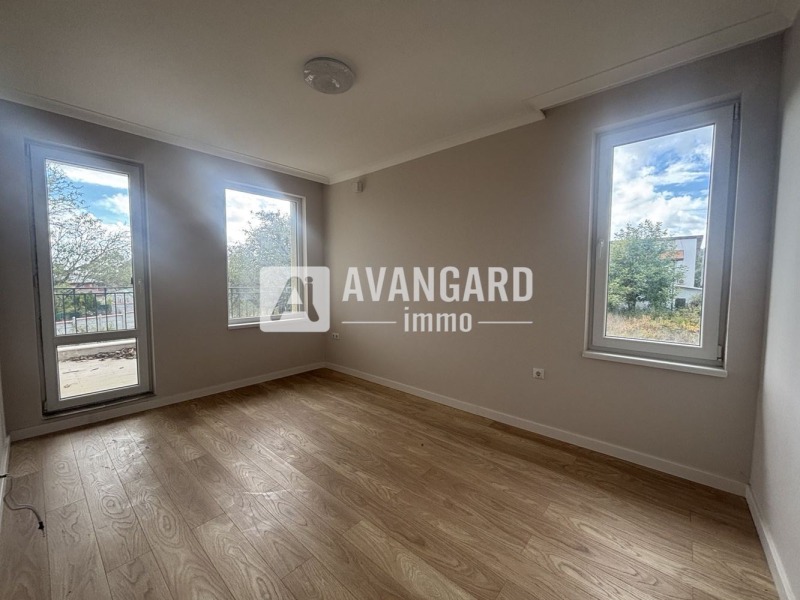 Продава КЪЩА, гр. Варна, м-т Горна Трака, снимка 2 - Къщи - 52630009