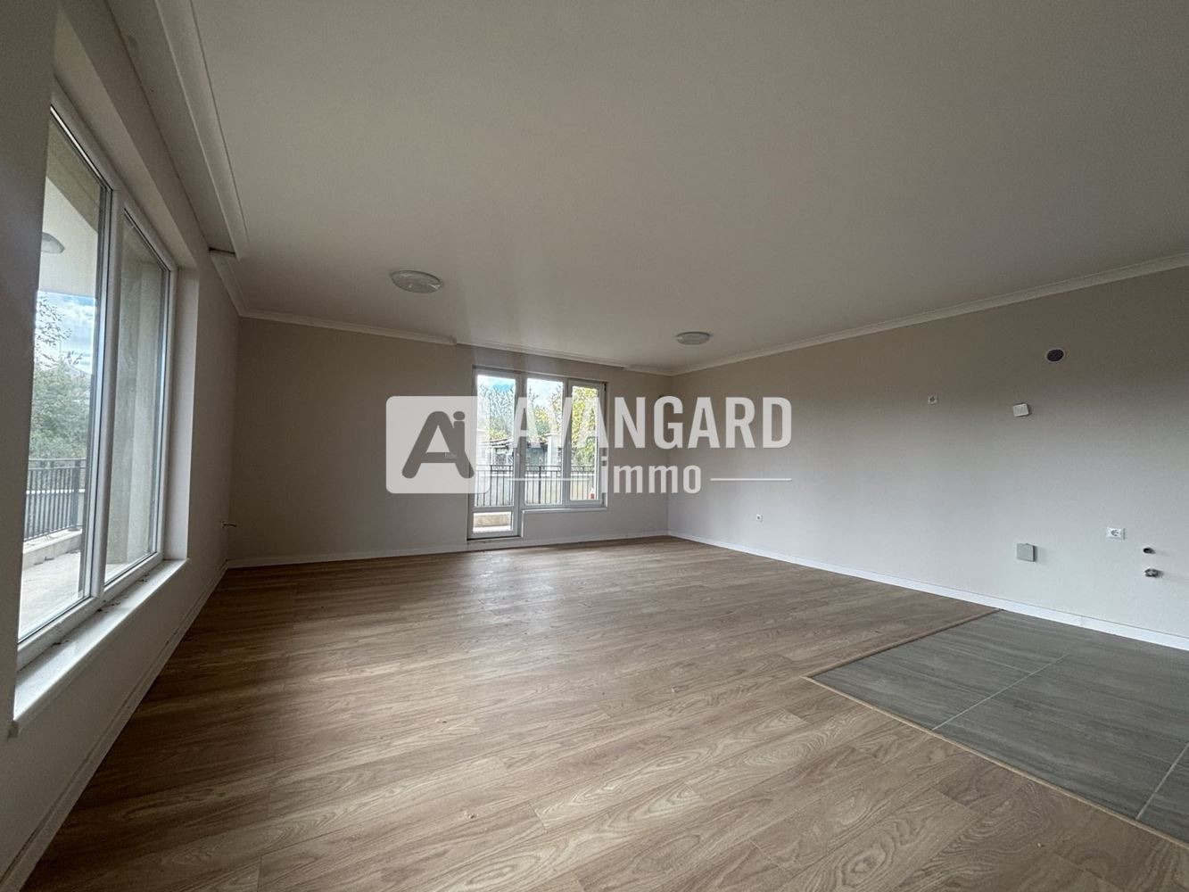 Продава КЪЩА, гр. Варна, м-т Горна Трака, снимка 2 - Къщи - 52630009