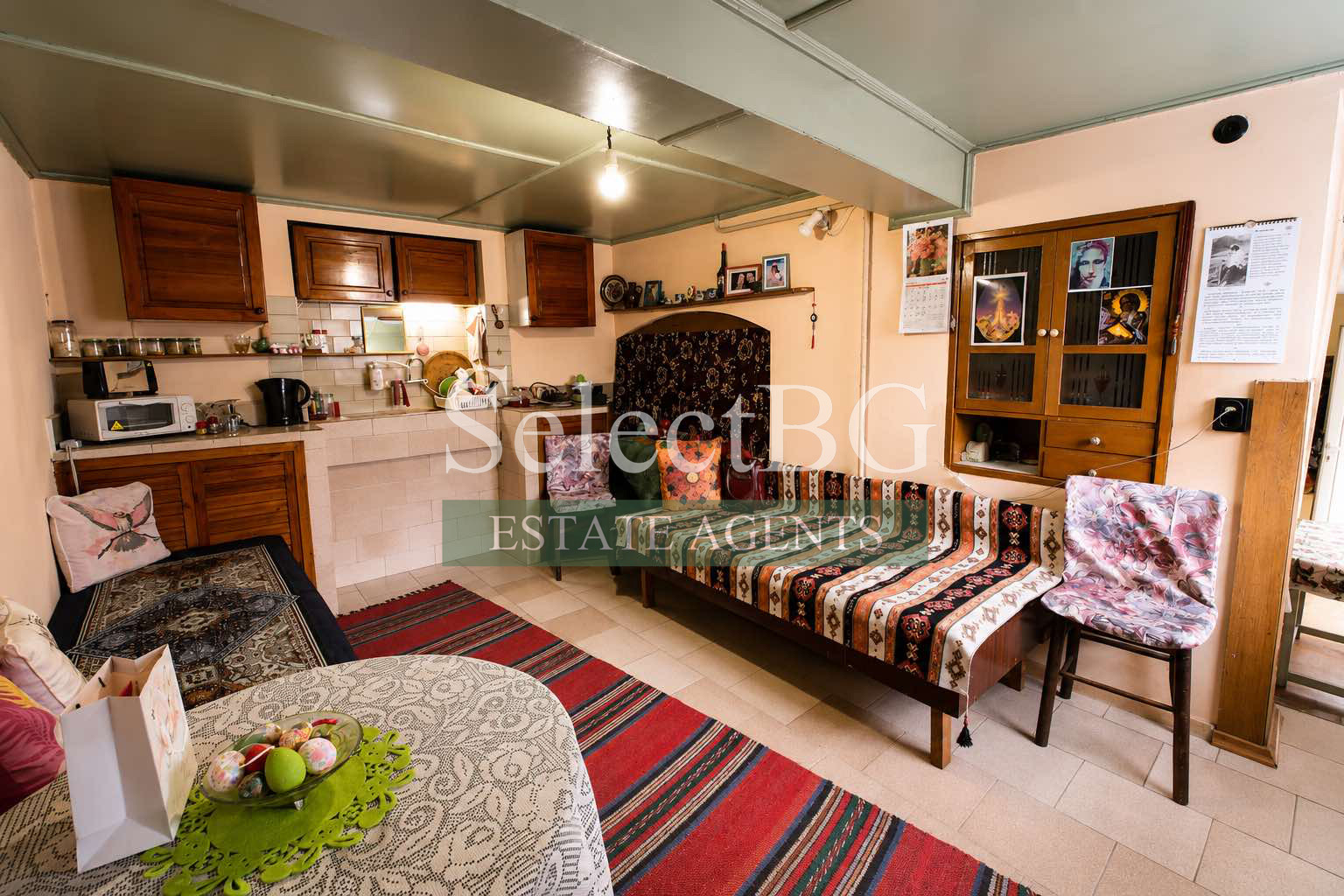 Продава КЪЩА, с. Самоводене, област Велико Търново, снимка 10 - Къщи - 54189575
