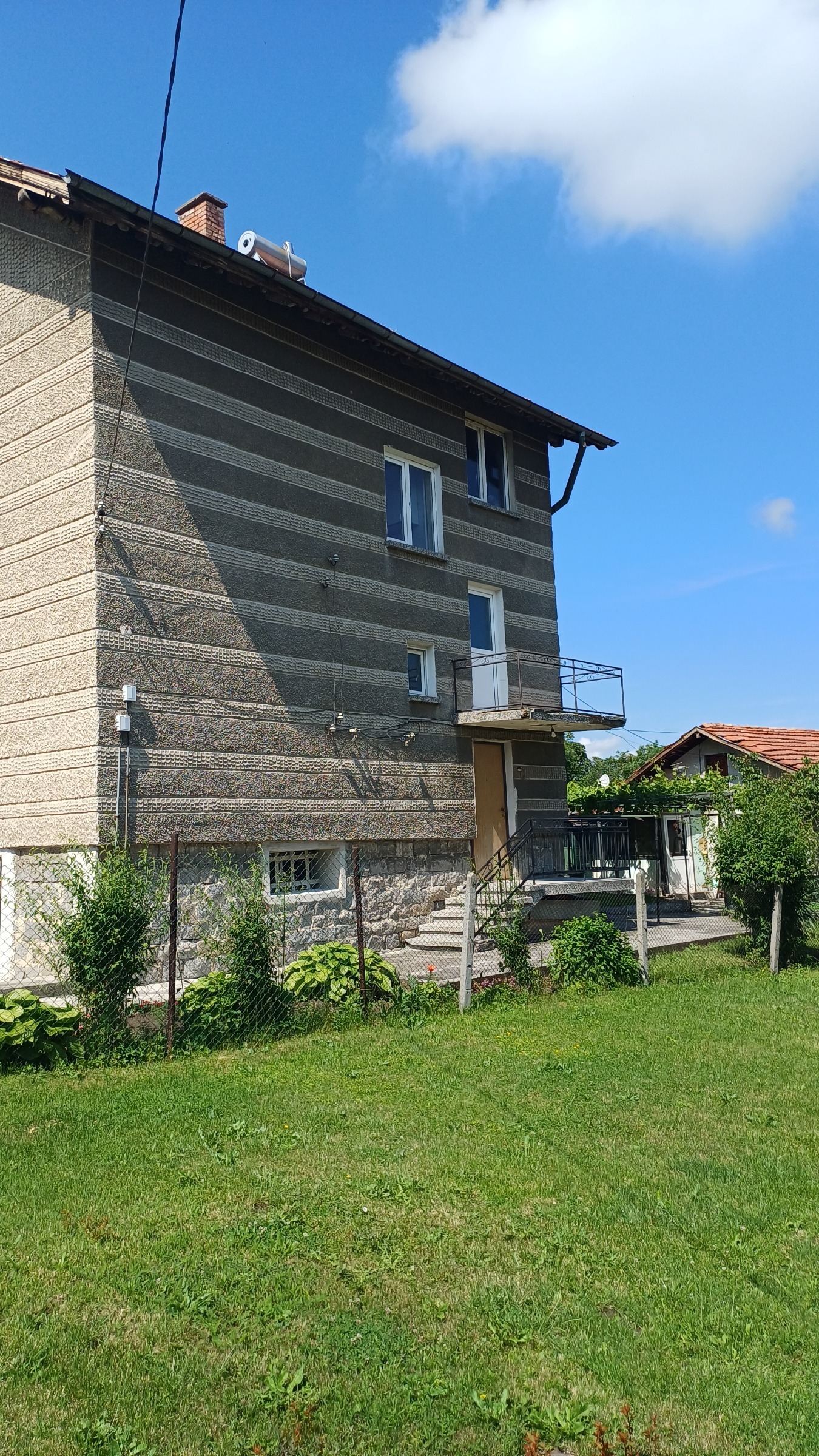 Продава КЪЩА, гр. София, Суходол, снимка 3 - Къщи - 54791859