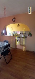 Продава ЕТАЖ ОТ КЪЩА, град Варна, Максуда • 72000 € / 140819.76 лв. • 48970488 1