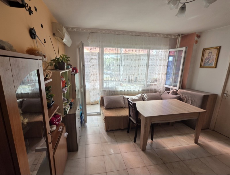 Na sprzedaż  1 sypialnia Warna , Mladost 1 , 52 mkw | 44157259