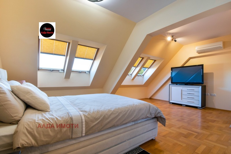 Продава  4-стаен град София , Бъкстон , 225 кв.м | 45368250 - изображение [8]