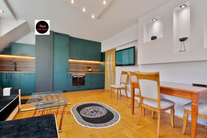 Продава  4-стаен град София , Бъкстон , 225 кв.м | 45368250 - изображение [3]