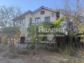 Casa Mirovo, região Stara Zagora