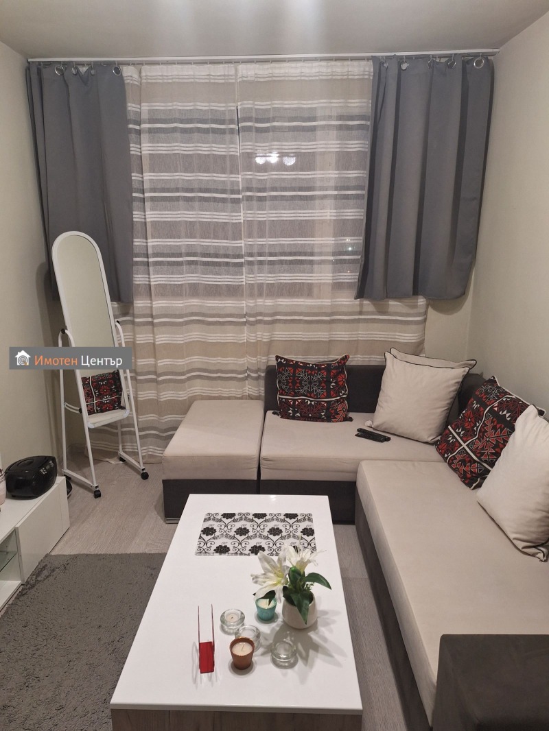 Til salgs  1 soverom Sofia , Banisjora , 41 kvm | 34015226