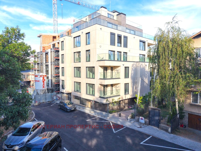 Til salgs  Maisonette Sofia , Iztok , 314 kvm | 10117386 - bilde [15]